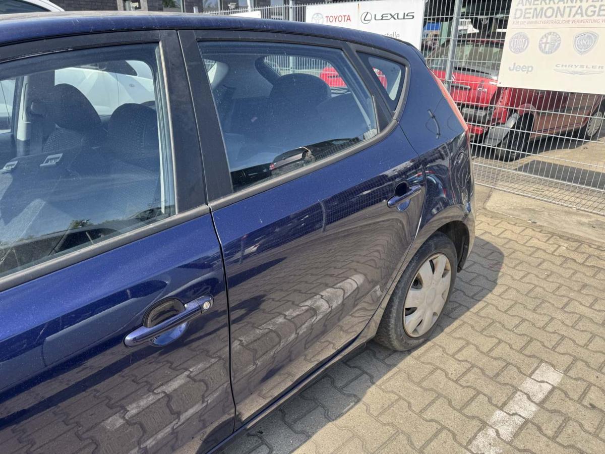 Hyundai I30 FD original T&uuml;r hinten links 2X Indigo Blue Flie&szlig;heck Rohbau Bj.2008